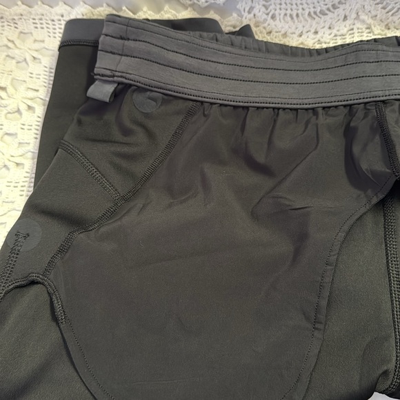 Lululemon Softstreme High-Rise Straight Leg Crop Pants Black/Charcoal Gray Sz 16 - Picture 12 of 15